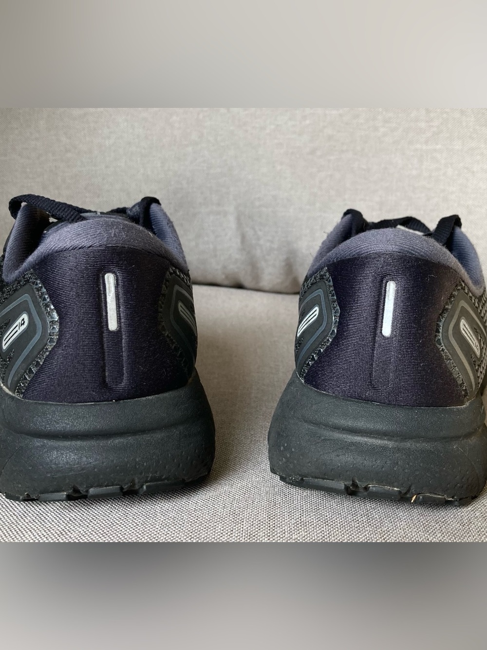 🔥 Brooks Ghost 14 Women’s Size 8 Black Athletic Running Walking Shoes - Picture 3 of 8
